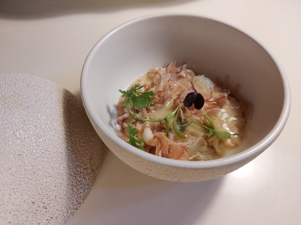 If you're looking for a special place in Gran Canaria to celebrate a special occasion, or perhaps just a delicious meal in a stunningly beautiful location, then the Valle de Mogan restaurant is for you!